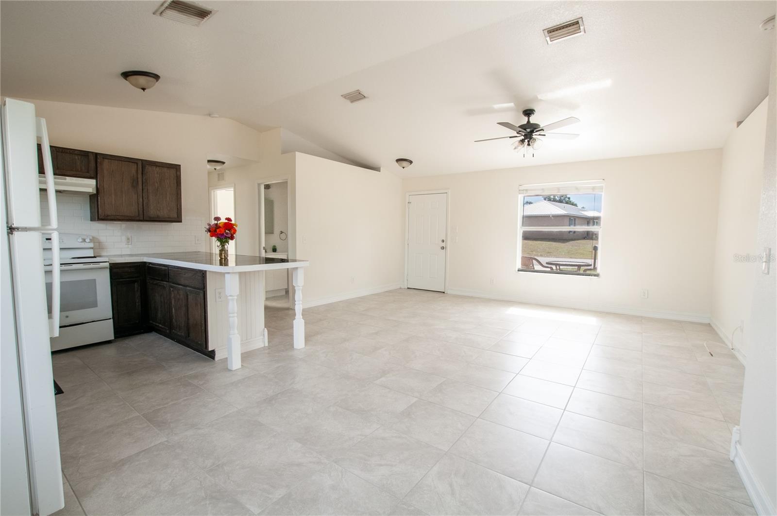 Image 13 of 22 For 114 Bridle Path