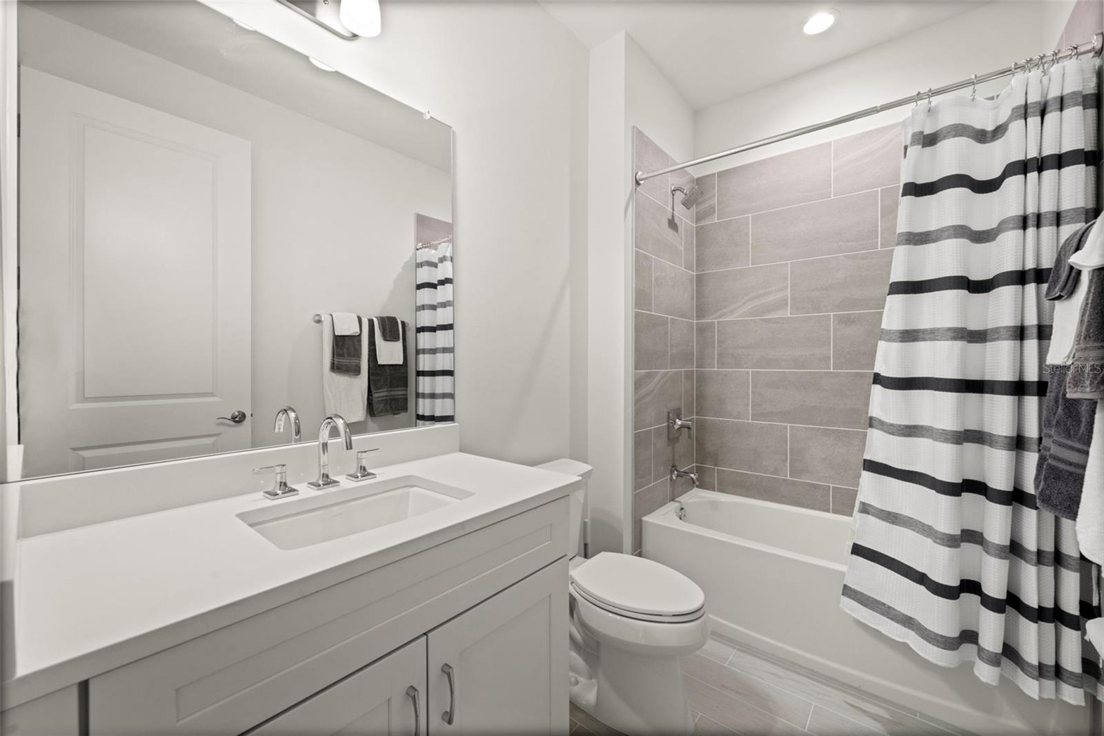 Image 17 of 48 For 44518 Little Blue Heron Way