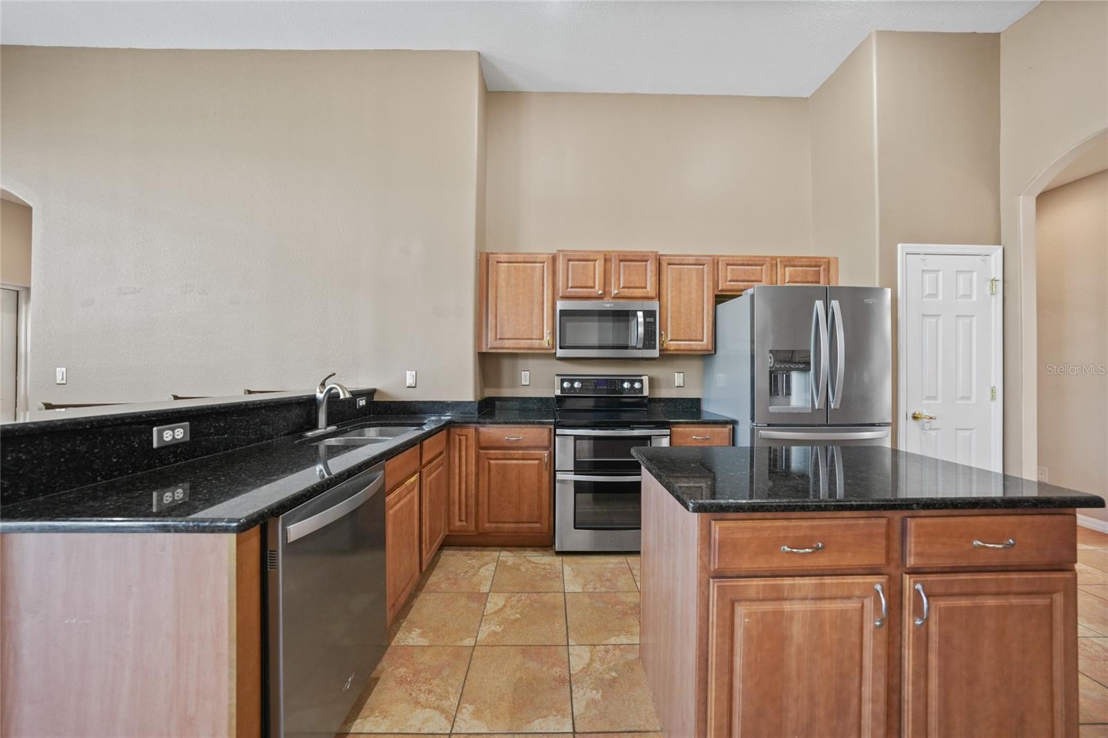 Image 13 of 42 For 10495 Atenia Street