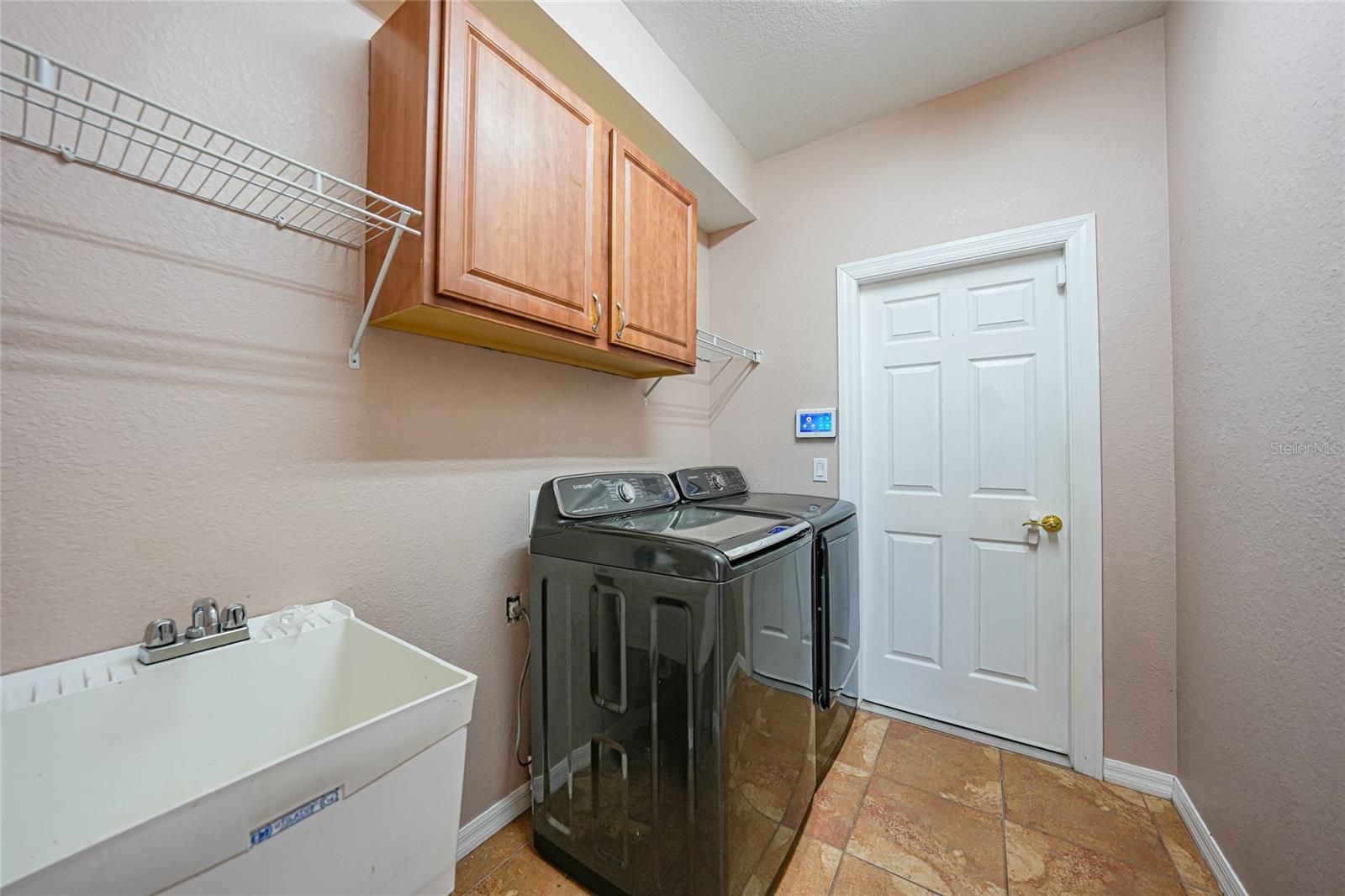 Image 33 of 42 For 10495 Atenia Street