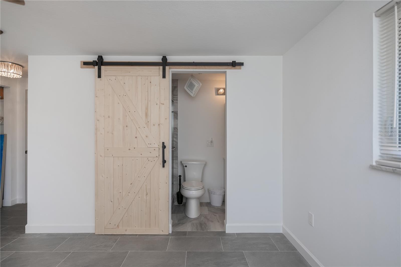 Image 27 of 82 For 2820 Marlin Place