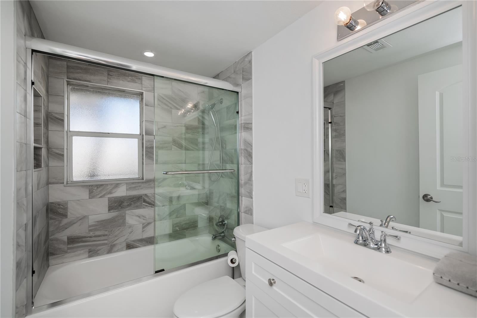 Image 38 of 82 For 2820 Marlin Place