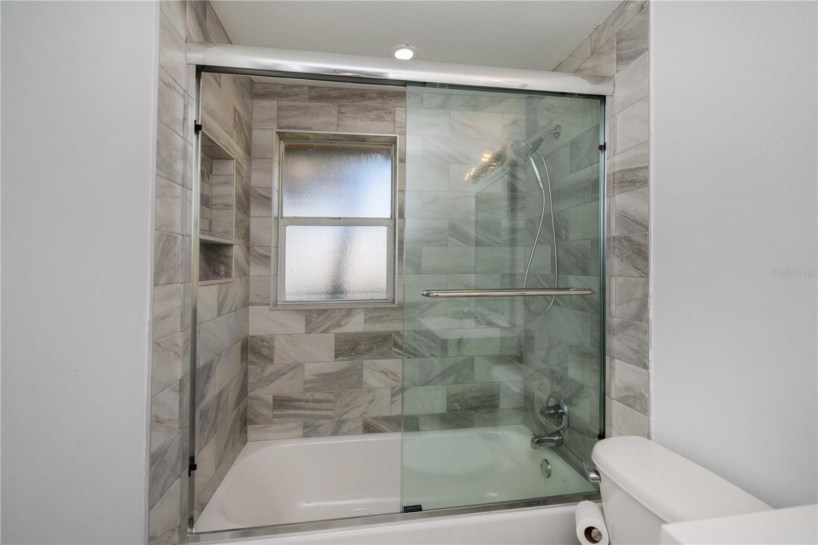 Image 39 of 82 For 2820 Marlin Place