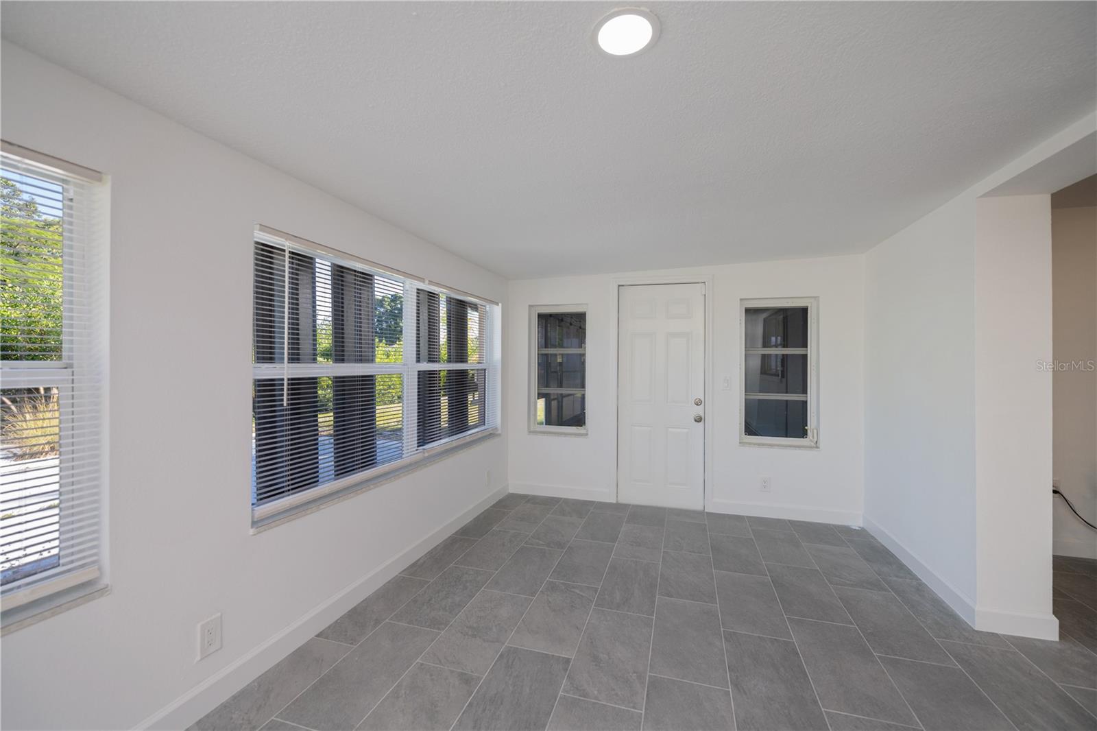 Image 42 of 82 For 2820 Marlin Place