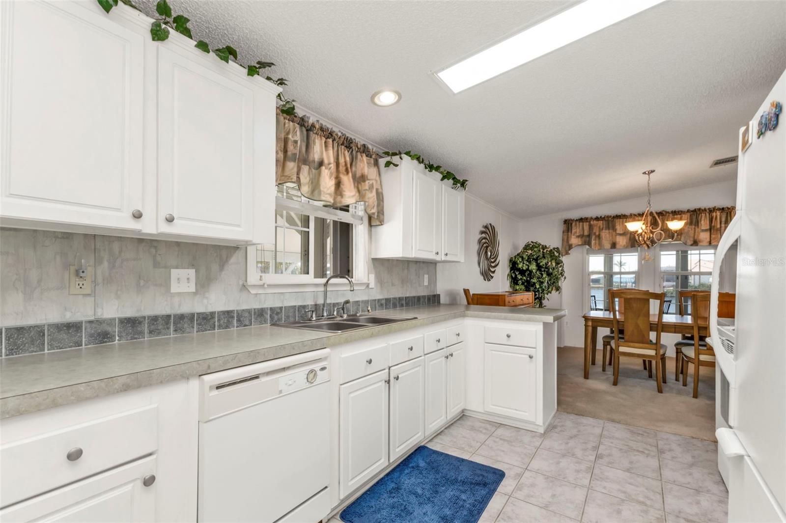 Image 15 of 71 For 771 Tangerine Court