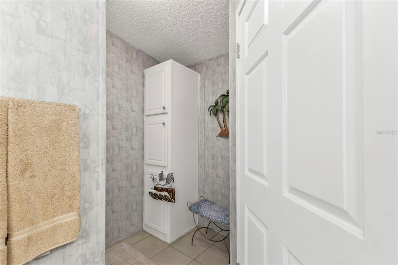 Image 38 of 71 For 771 Tangerine Court