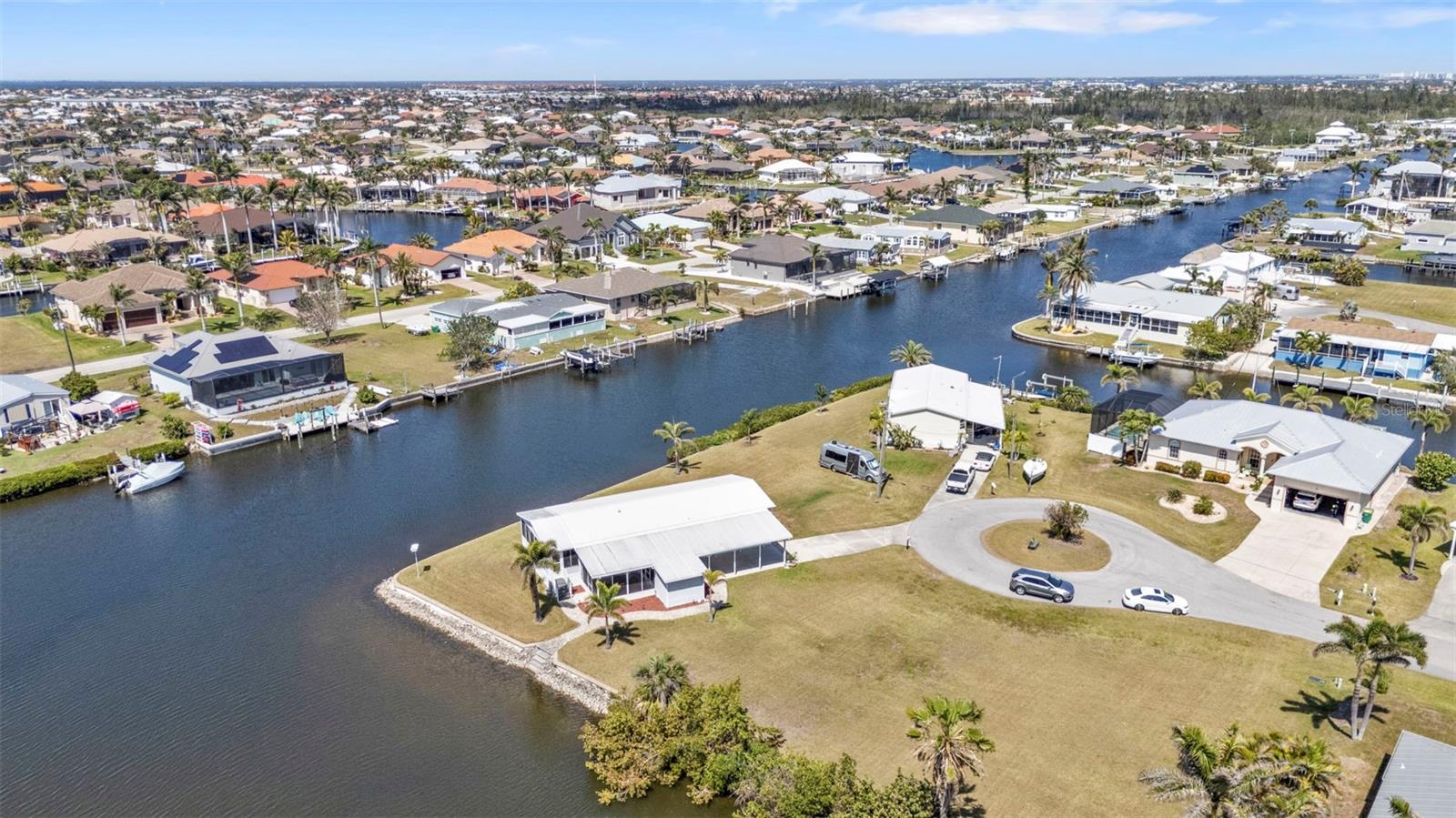 Image 60 of 71 For 771 Tangerine Court