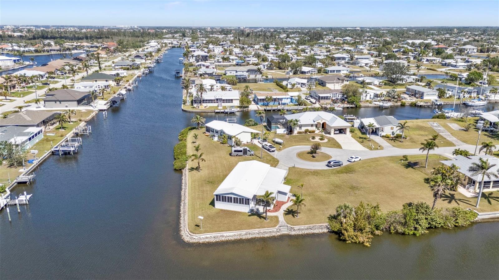 Image 62 of 71 For 771 Tangerine Court