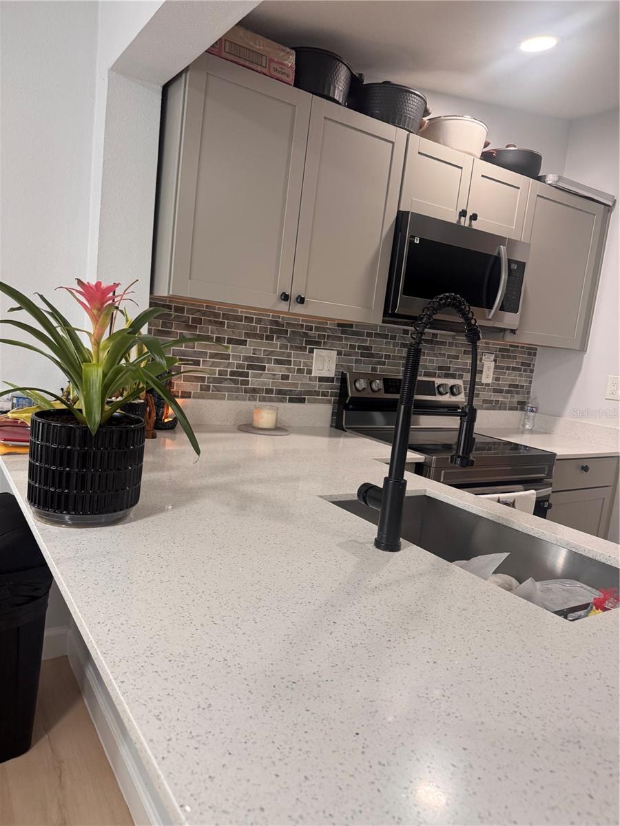 Image 10 of 31 For 125 Ridgewood Drive