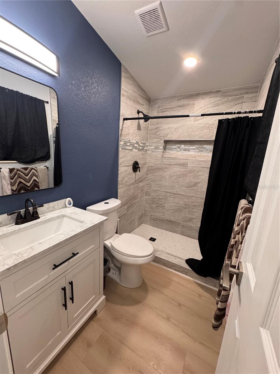 Image 7 of 31 For 125 Ridgewood Drive