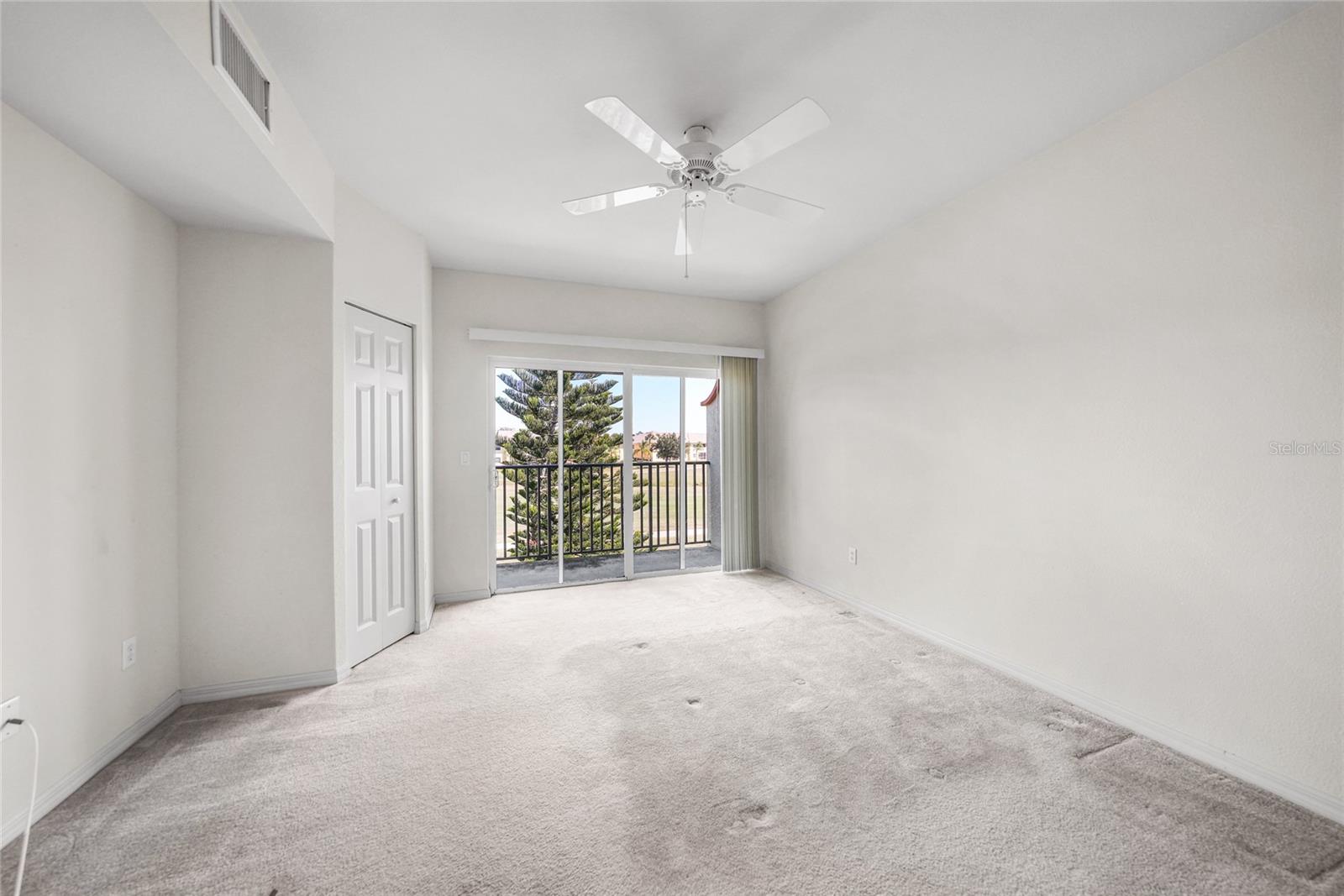 Image 21 of 49 For 1246 Rio De Janeiro Avenue 505