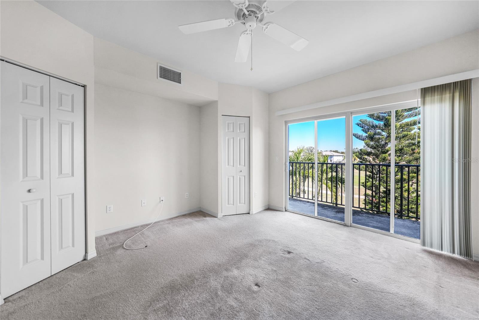 Image 22 of 49 For 1246 Rio De Janeiro Avenue 505