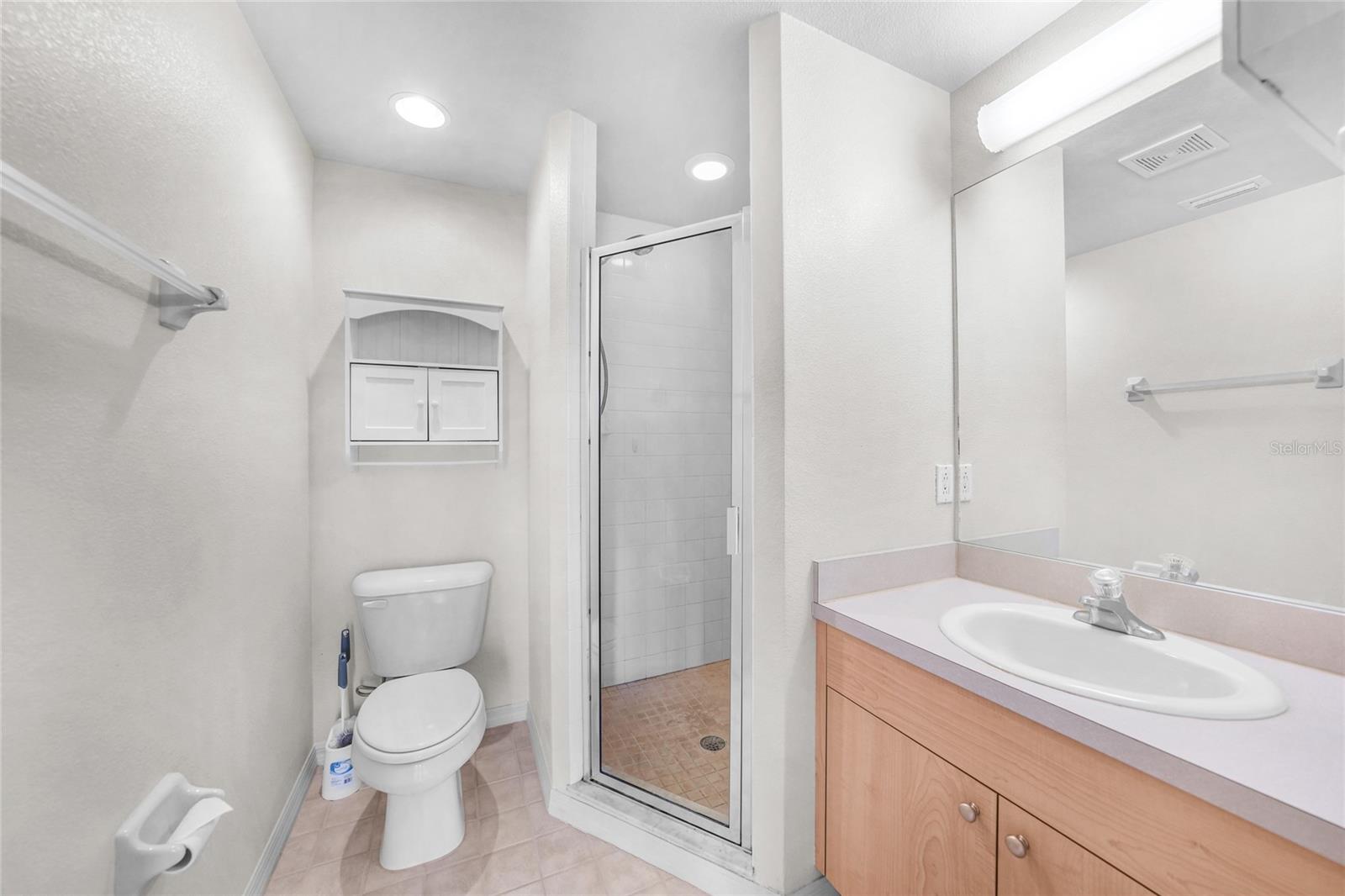 Image 23 of 49 For 1246 Rio De Janeiro Avenue 505