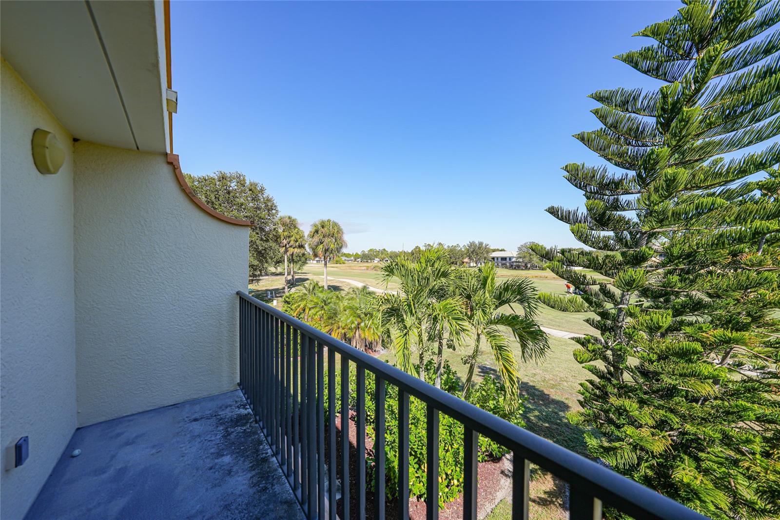 Image 25 of 49 For 1246 Rio De Janeiro Avenue 505