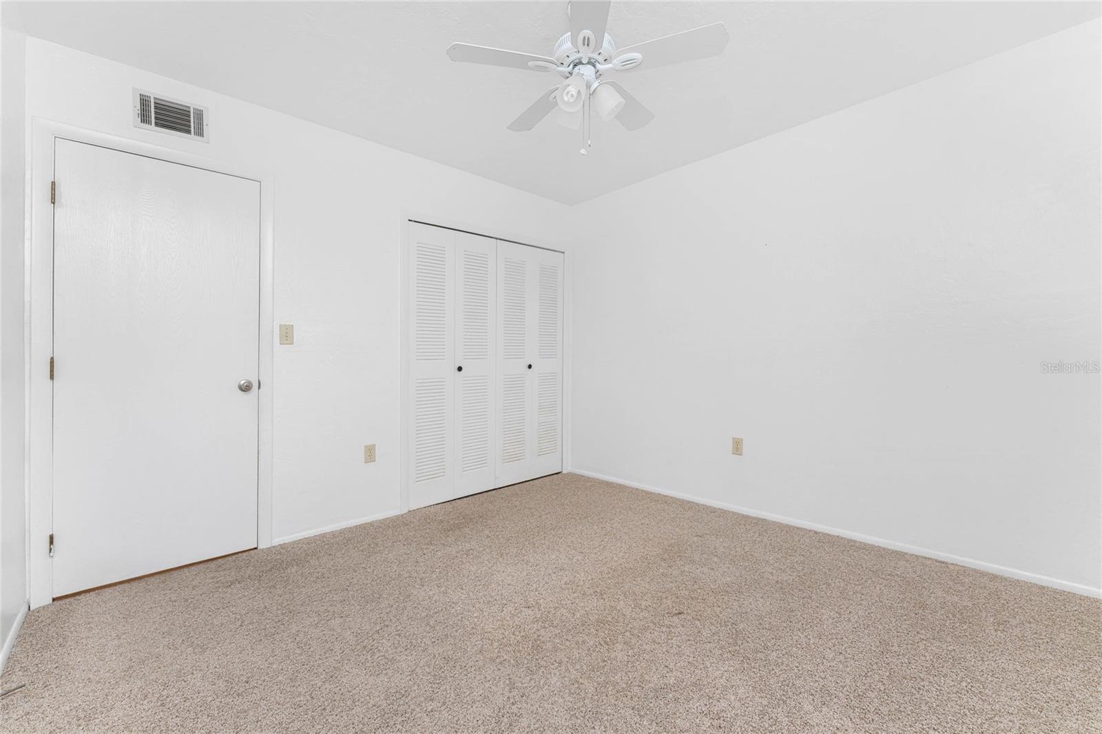Image 24 of 55 For 25225 Rampart Boulevard 1602