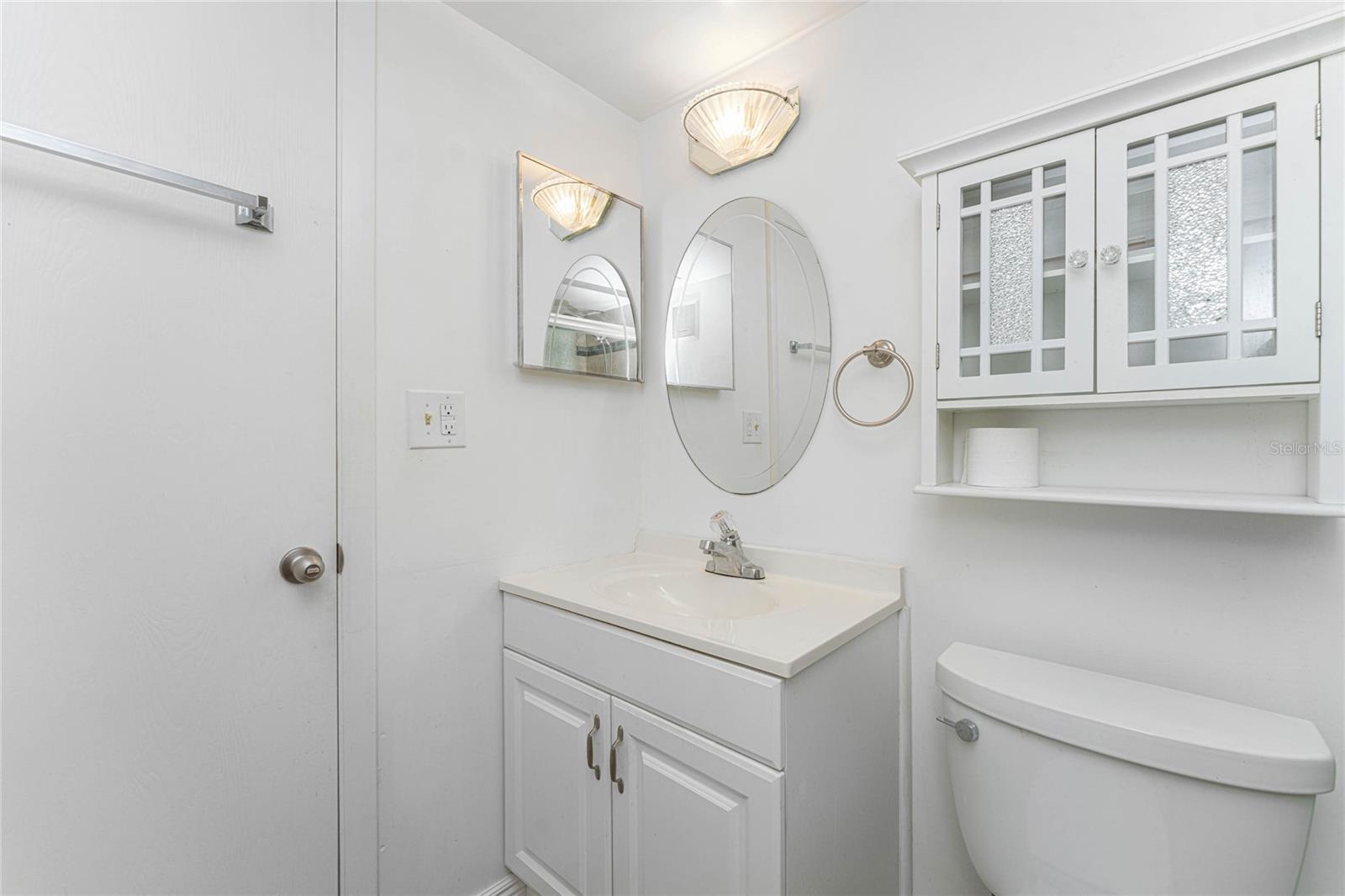 Image 30 of 55 For 25225 Rampart Boulevard 1602