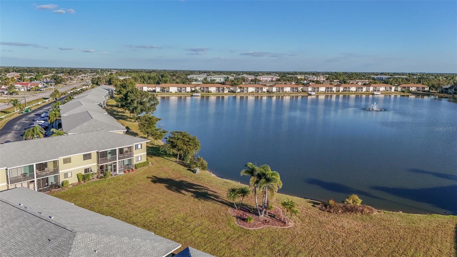 Image 49 of 55 For 25225 Rampart Boulevard 1602