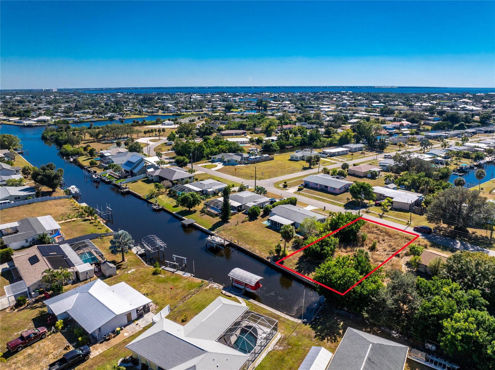 Image 10 of 36 For 21280 Higgs Drive