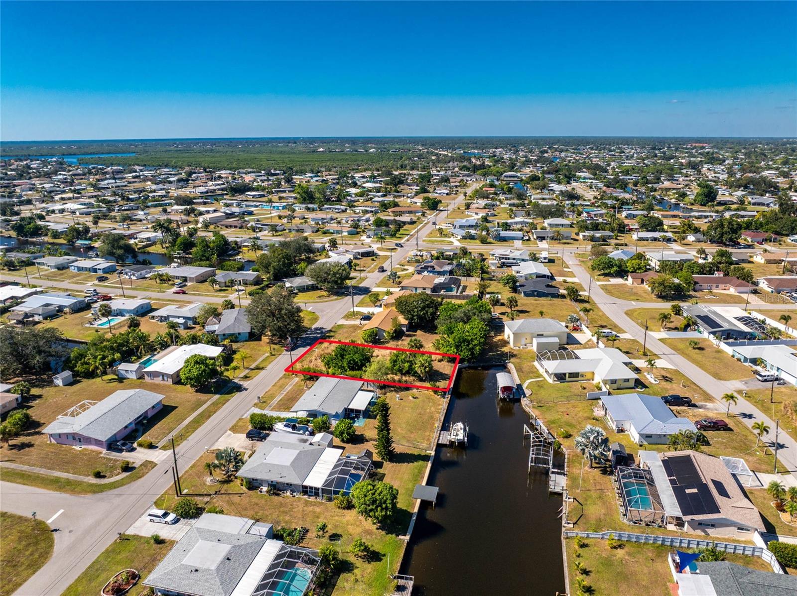 Image 13 of 36 For 21280 Higgs Drive