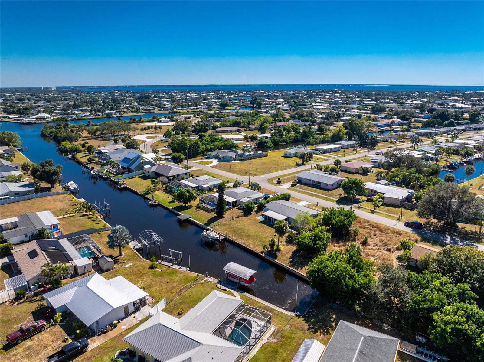 Image 24 of 36 For 21280 Higgs Drive