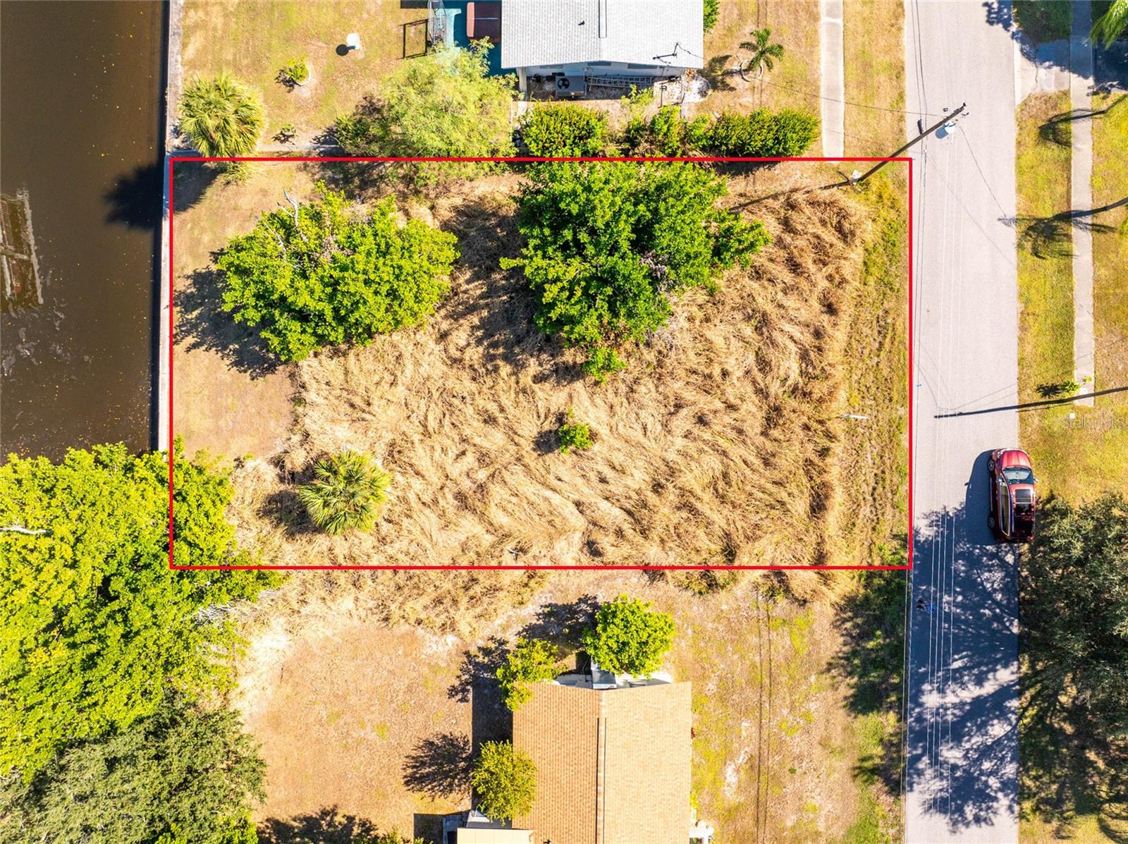 Image 4 of 36 For 21280 Higgs Drive