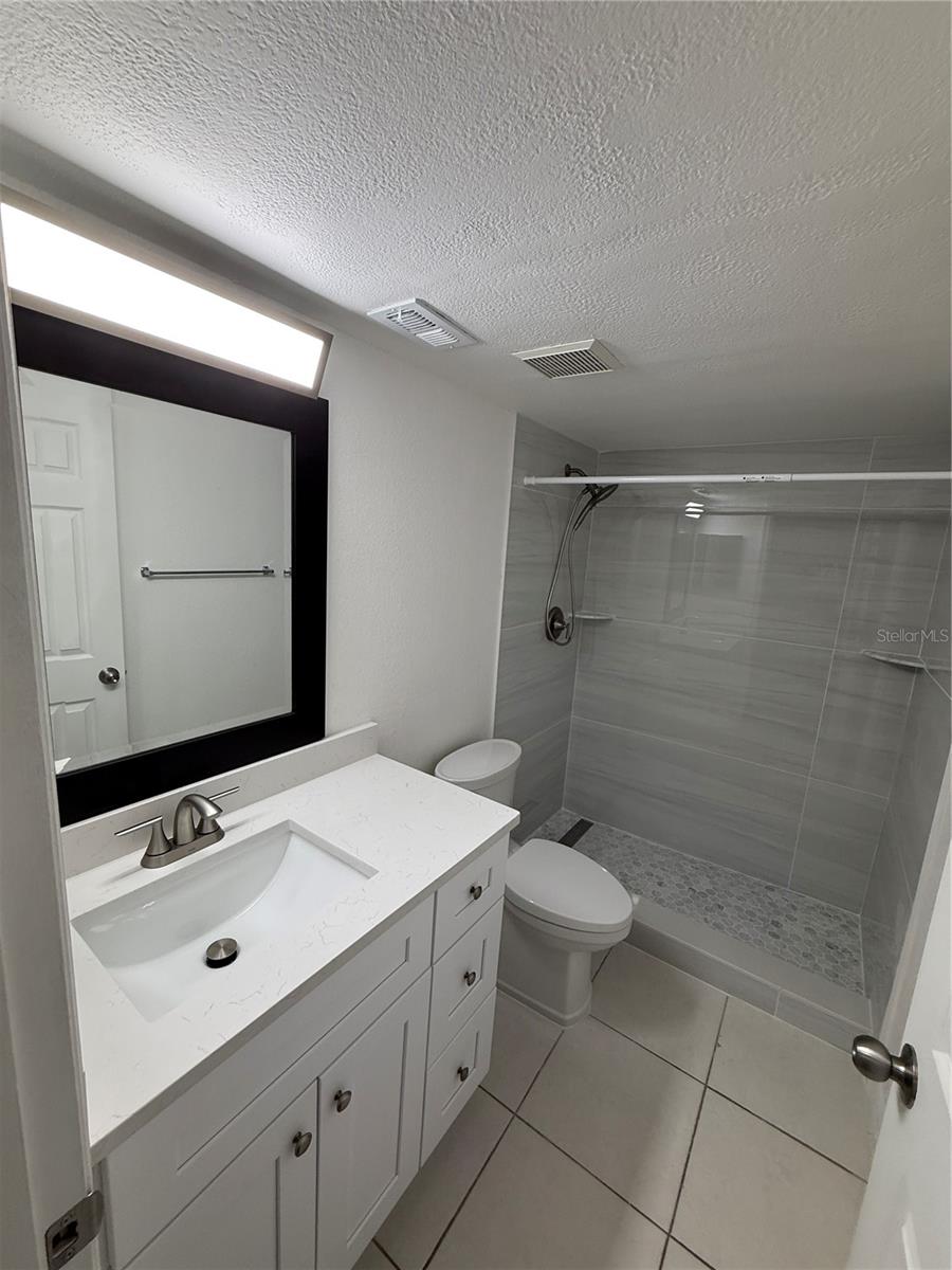 Image 6 of 17 For 25050 Sandhill Boulevard A1