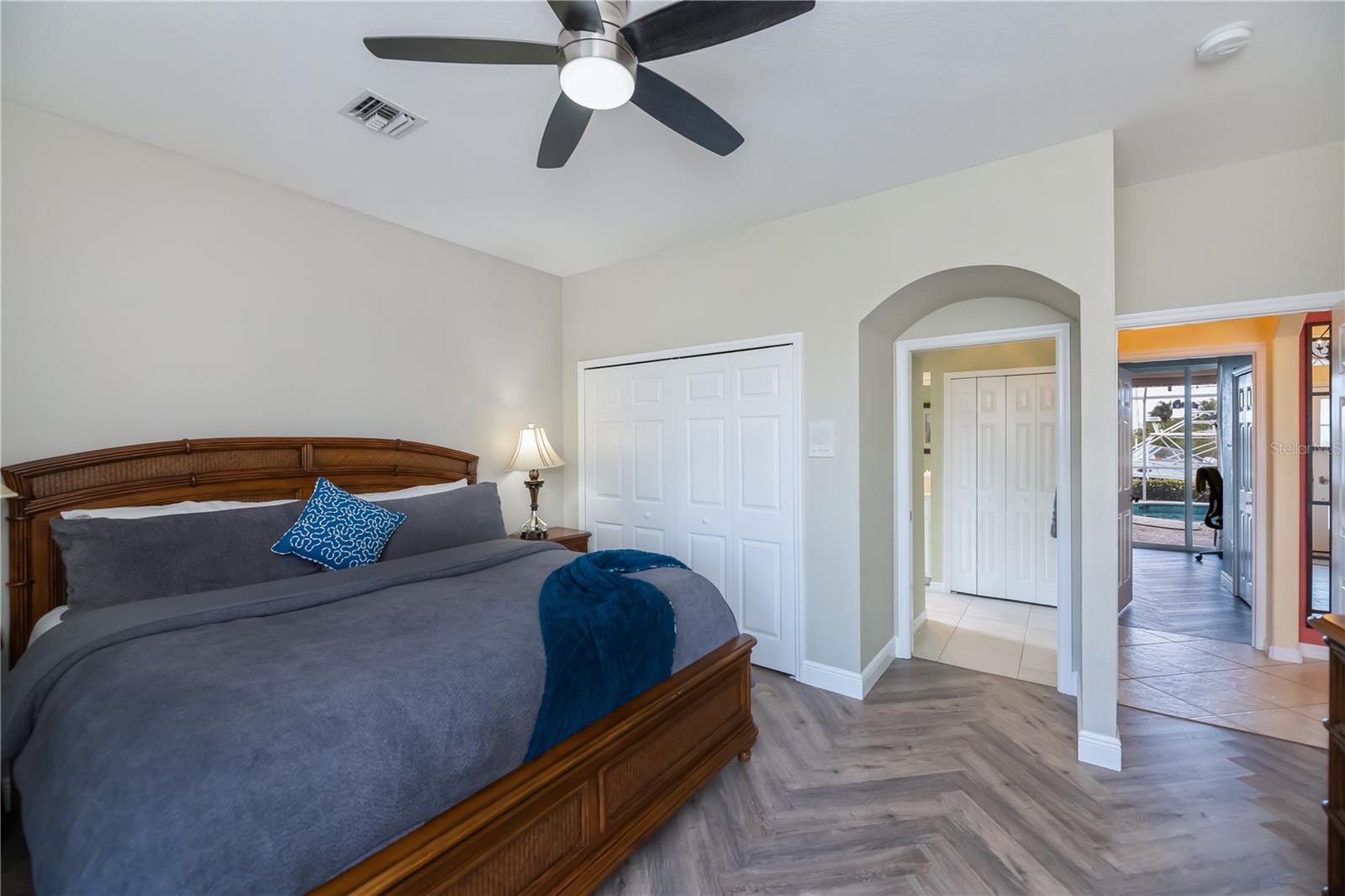 Image 44 of 86 For 3529 Whippoorwill Boulevard