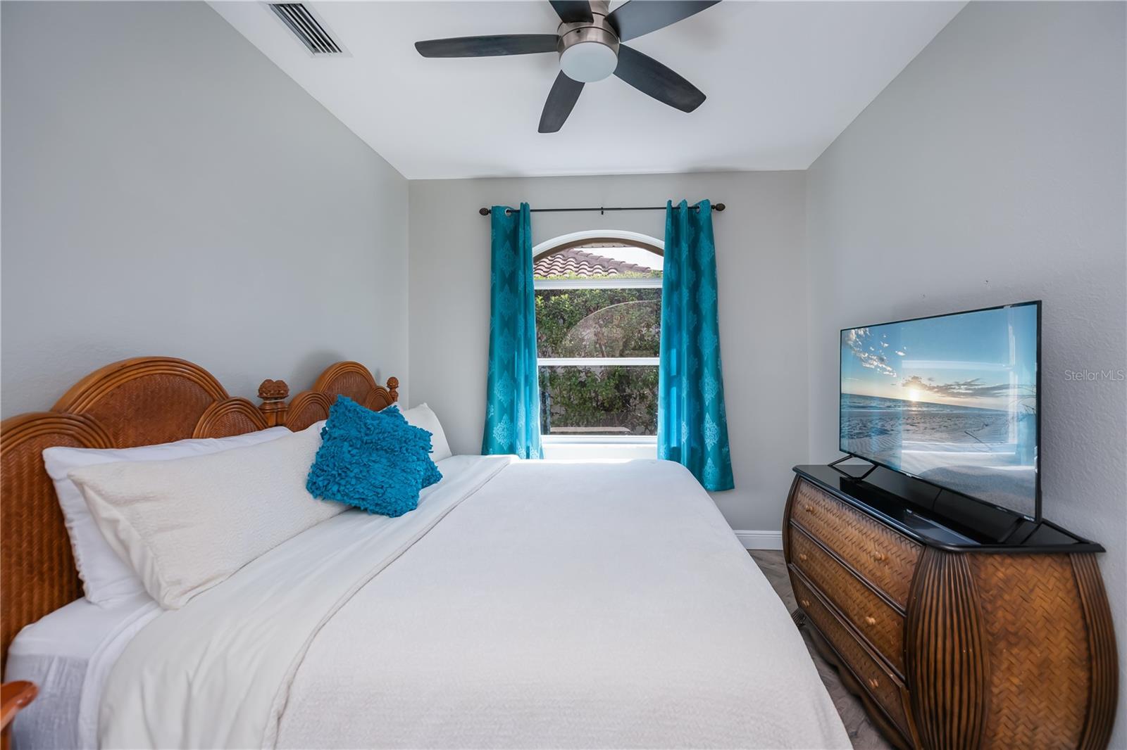 Image 50 of 86 For 3529 Whippoorwill Boulevard