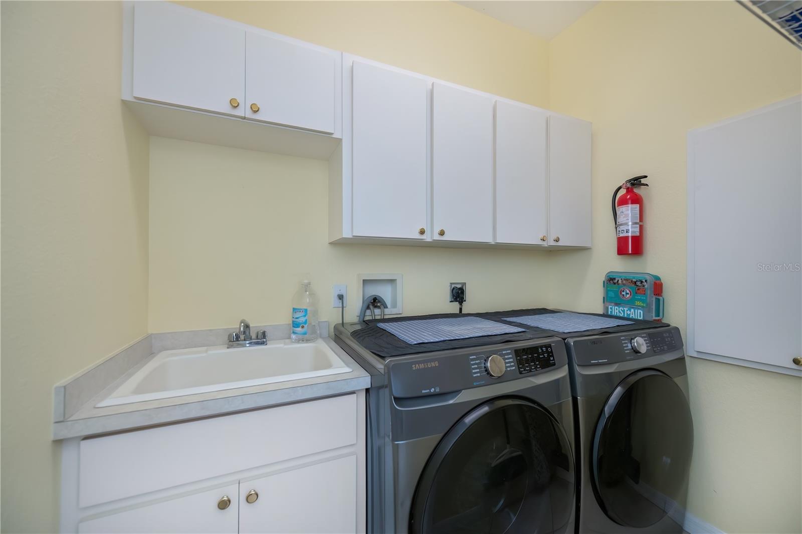 Image 72 of 86 For 3529 Whippoorwill Boulevard