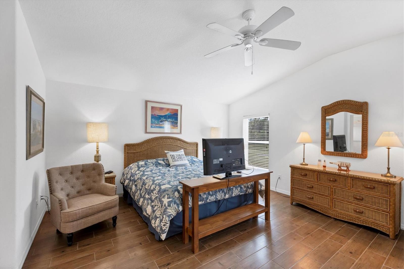 Image 19 of 56 For 2137 Boxwood Street