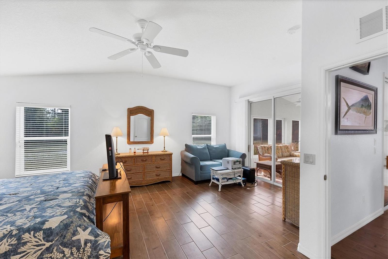 Image 20 of 56 For 2137 Boxwood Street