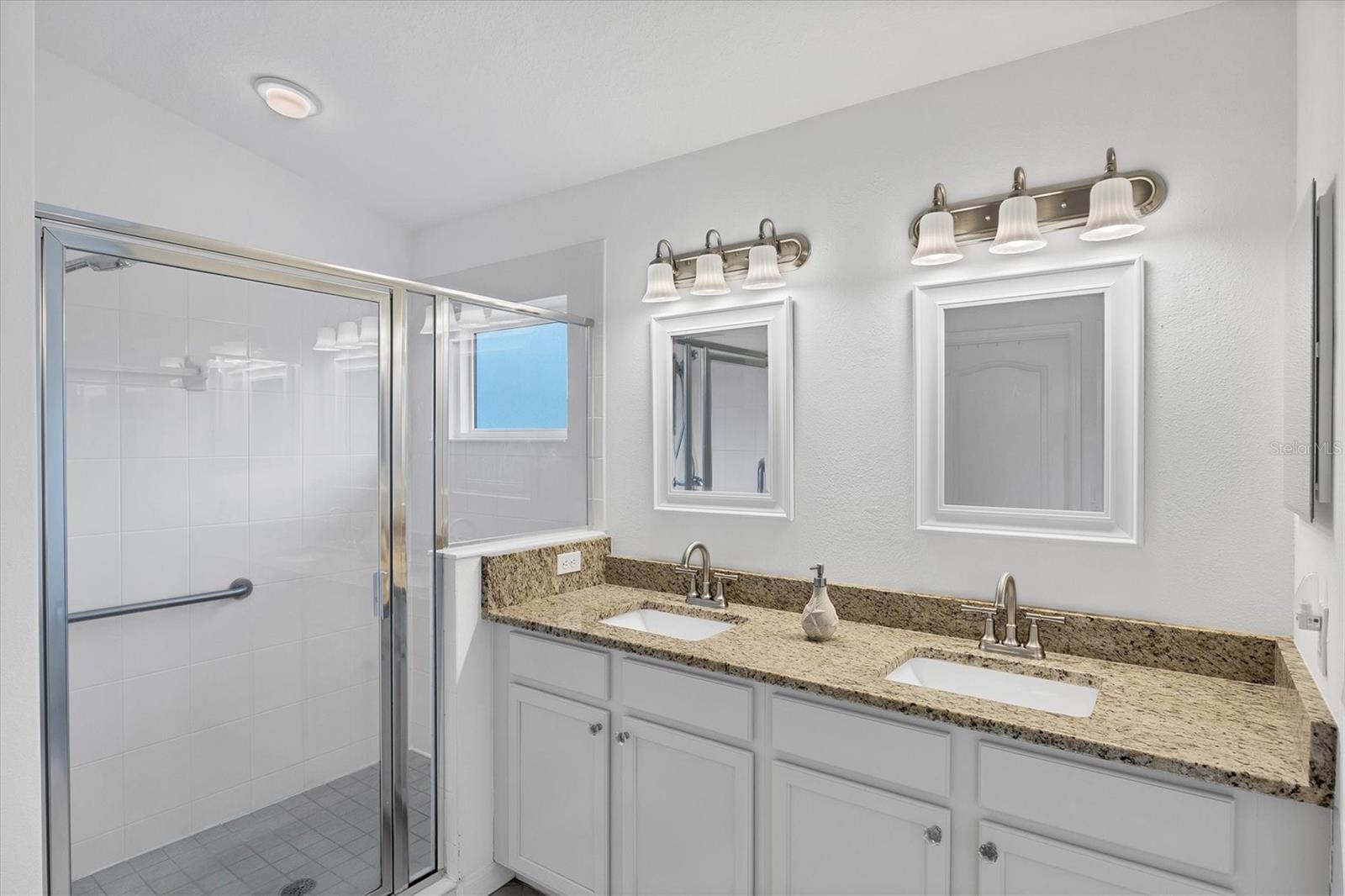 Image 23 of 56 For 2137 Boxwood Street