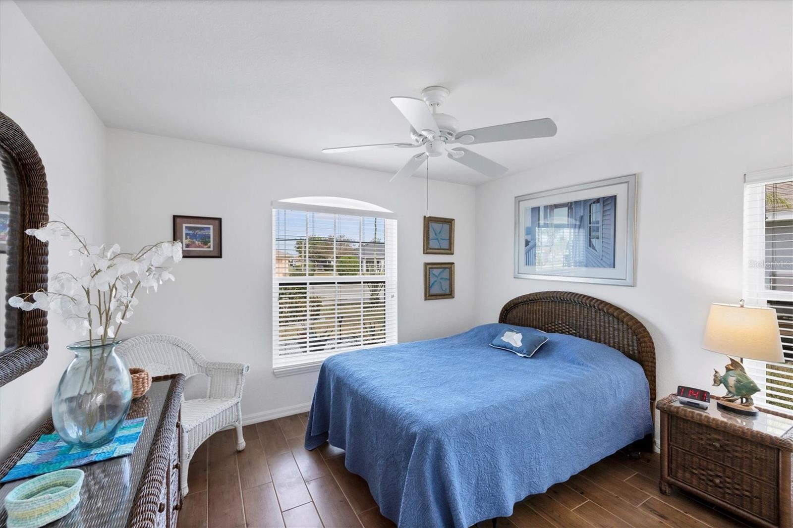 Image 24 of 56 For 2137 Boxwood Street