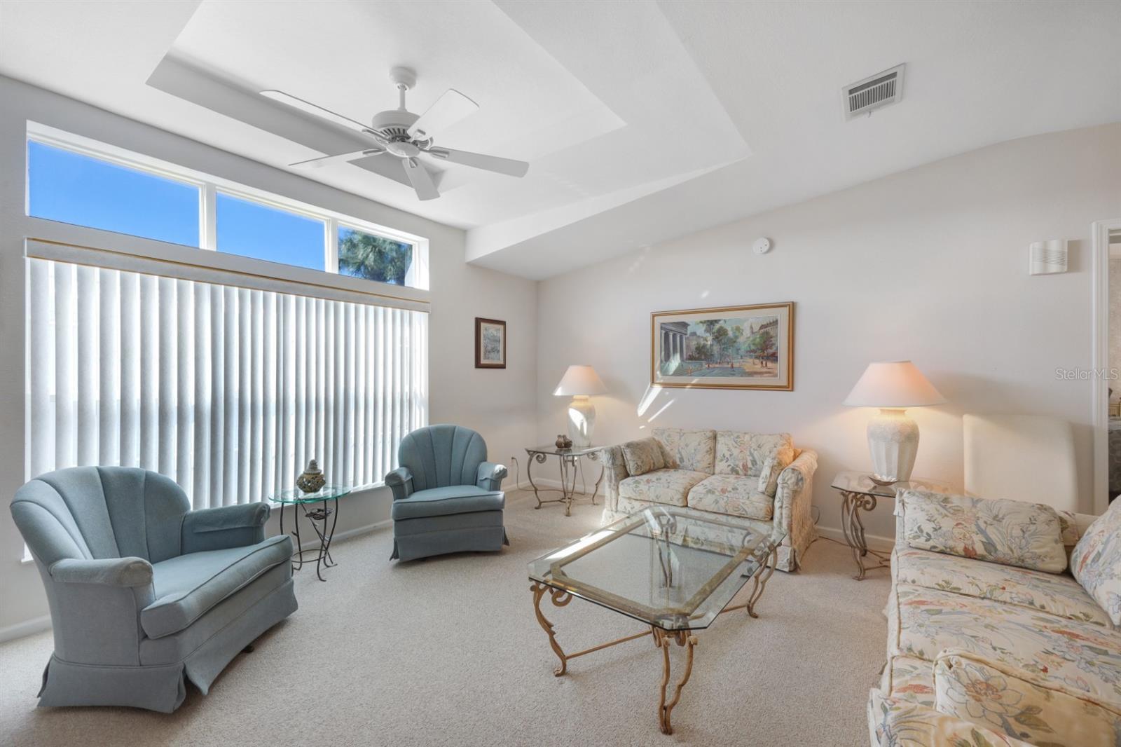 Image 12 of 85 For 2100 Kings Highway 1090