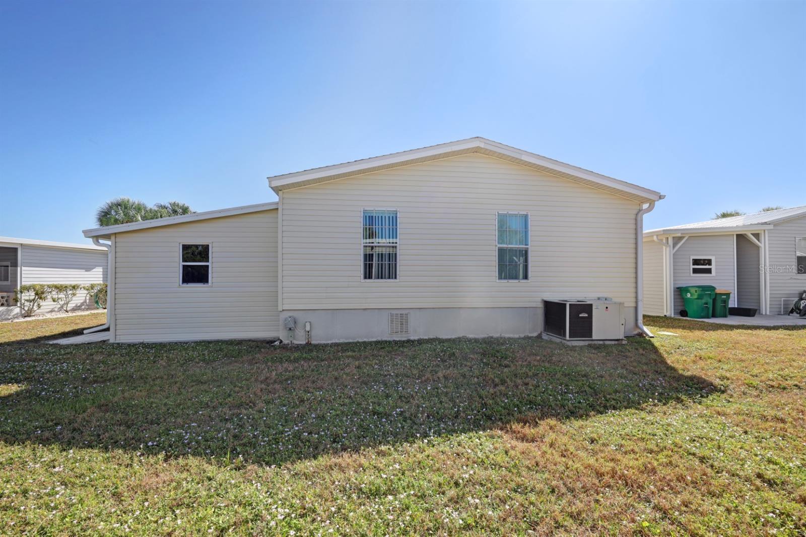 Image 30 of 85 For 2100 Kings Highway 1090