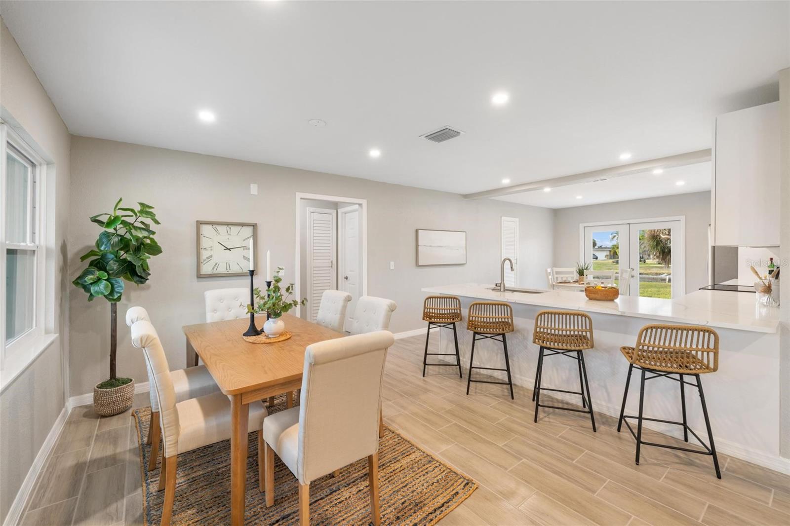 Image 12 of 62 For 1940 Pennsylvania Avenue