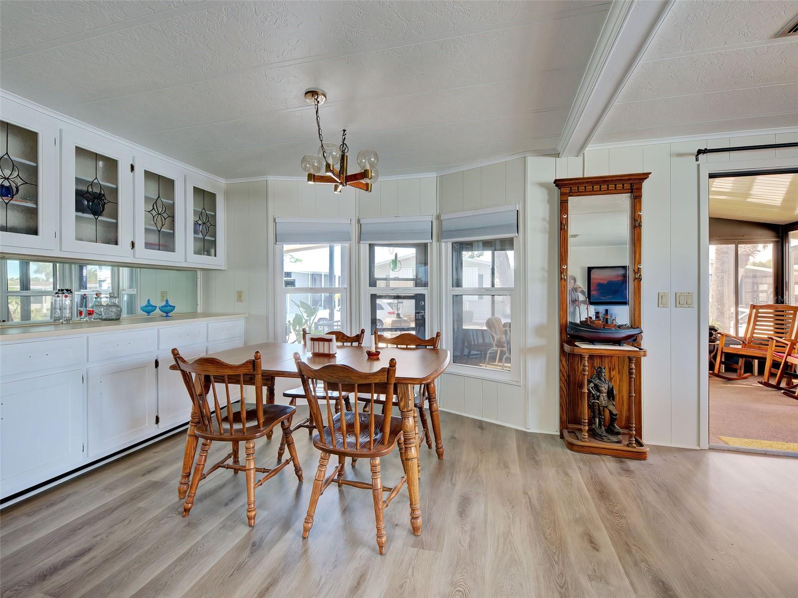 Image 13 of 23 For 2100 Kings Highway 1067