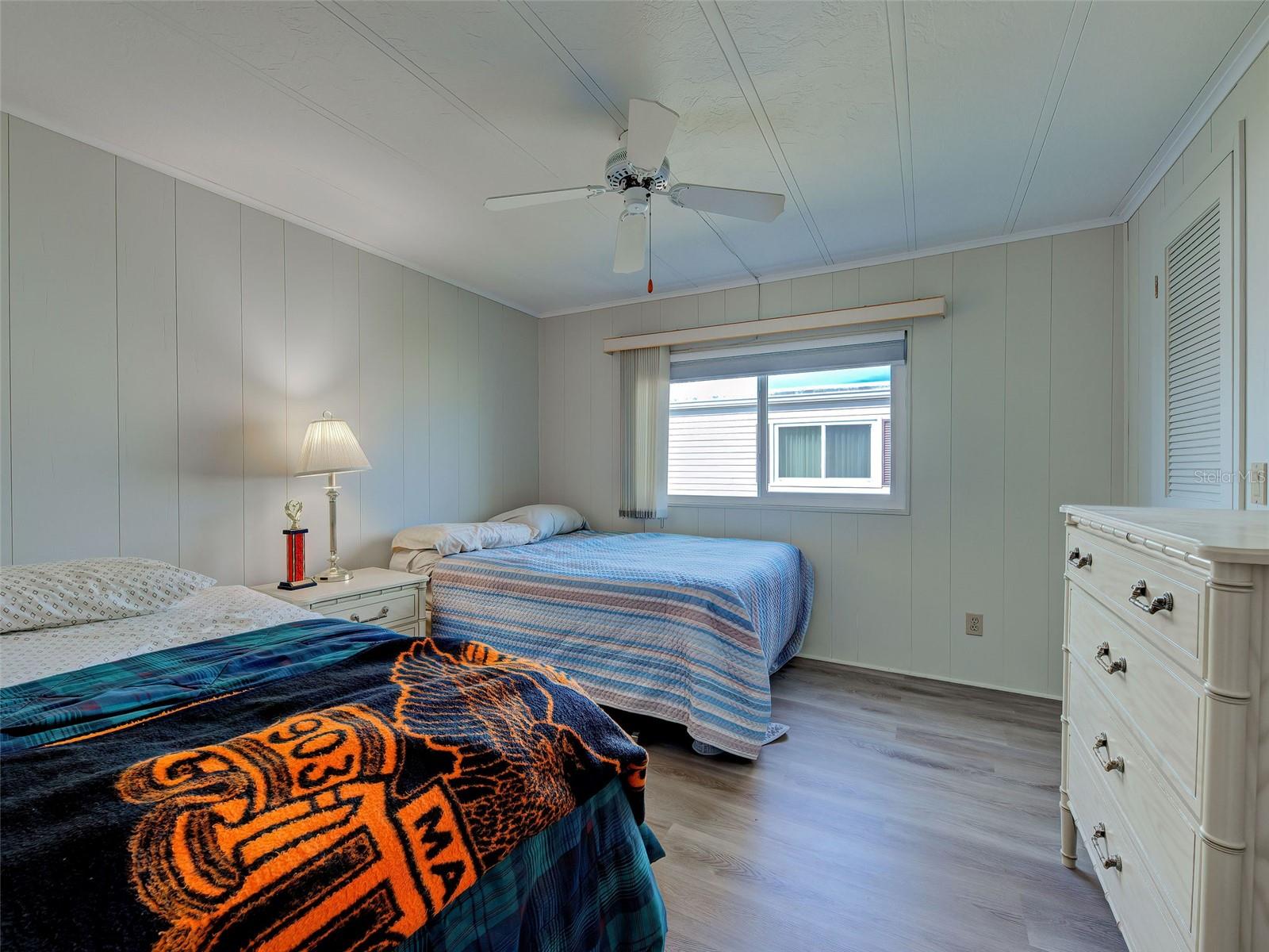 Image 19 of 23 For 2100 Kings Highway 1067