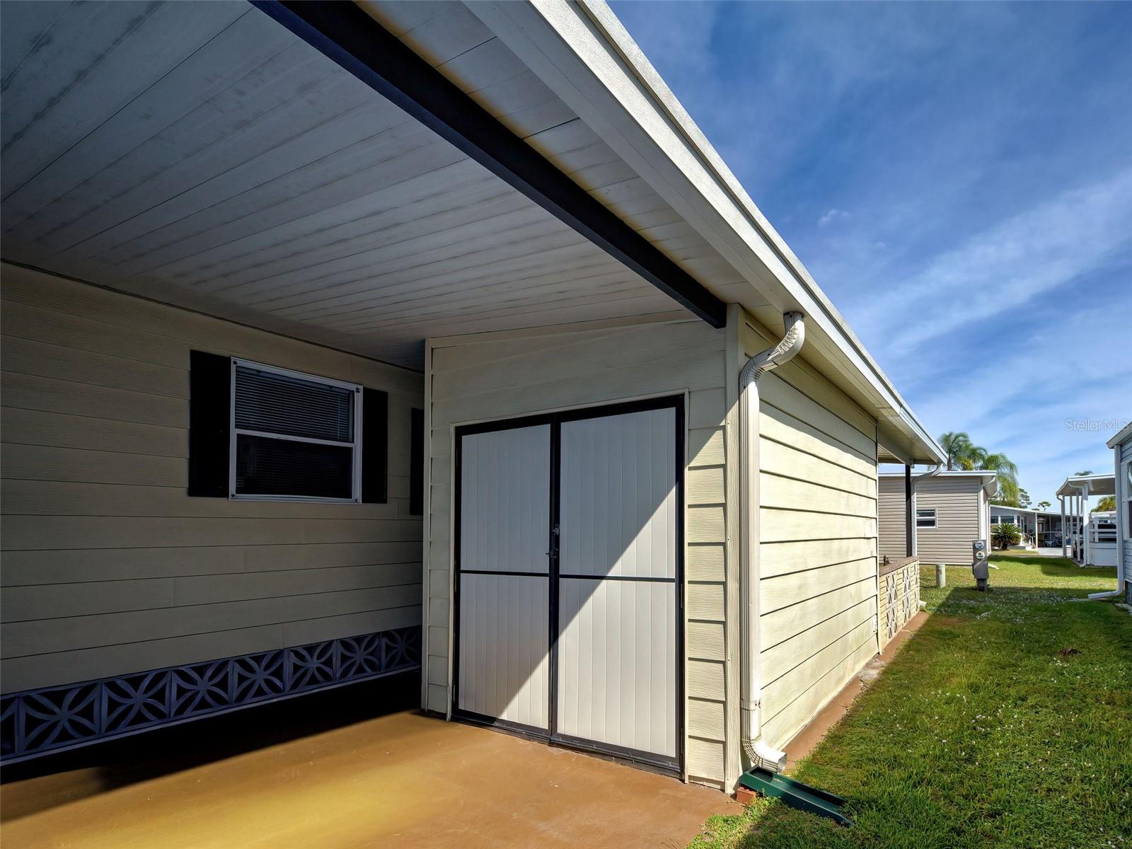 Image 5 of 23 For 2100 Kings Highway 1067