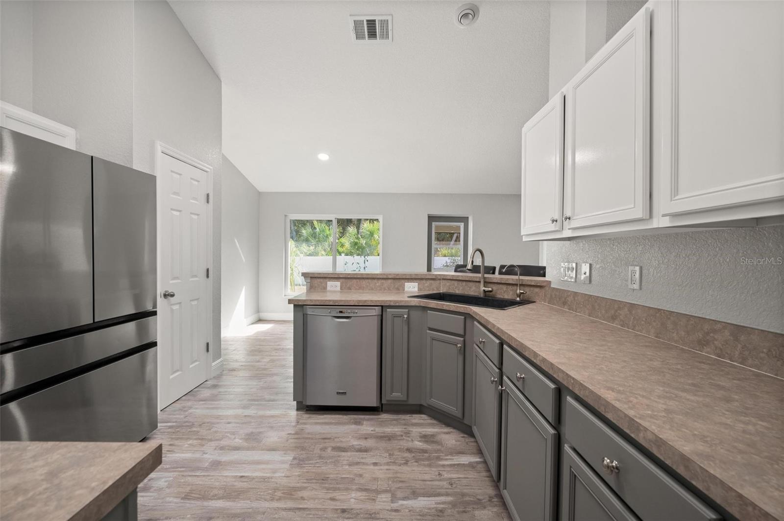 Image 18 of 62 For 5250 Sunnyvale Road