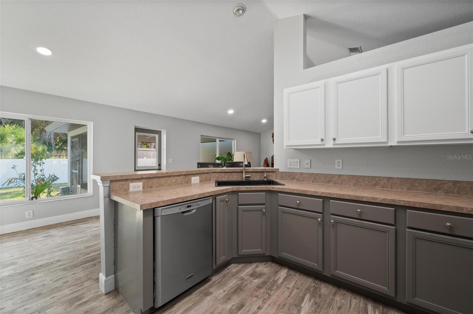 Image 19 of 62 For 5250 Sunnyvale Road