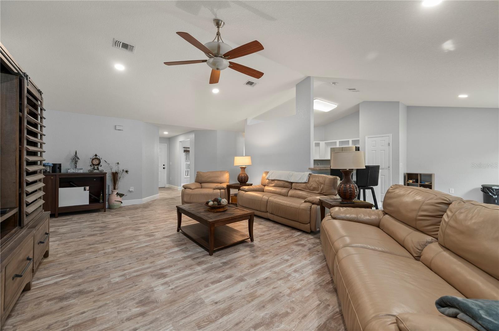 Image 26 of 62 For 5250 Sunnyvale Road