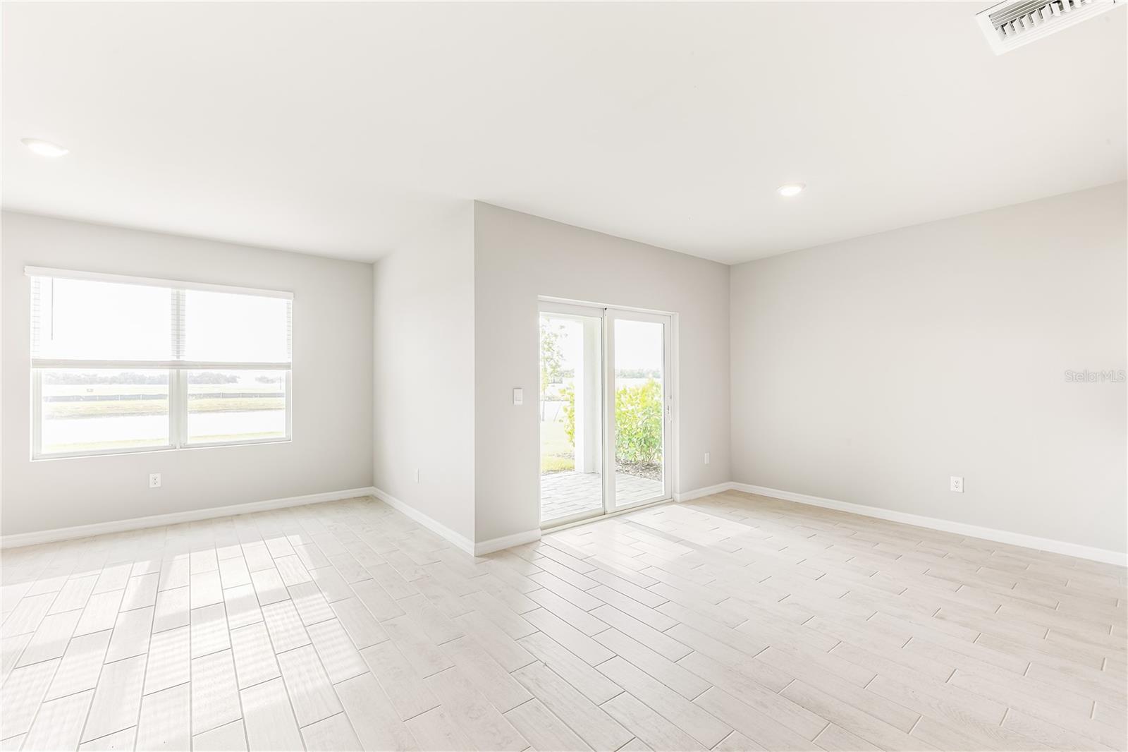 Image 4 of 21 For 9501 Turtle Grass Circle