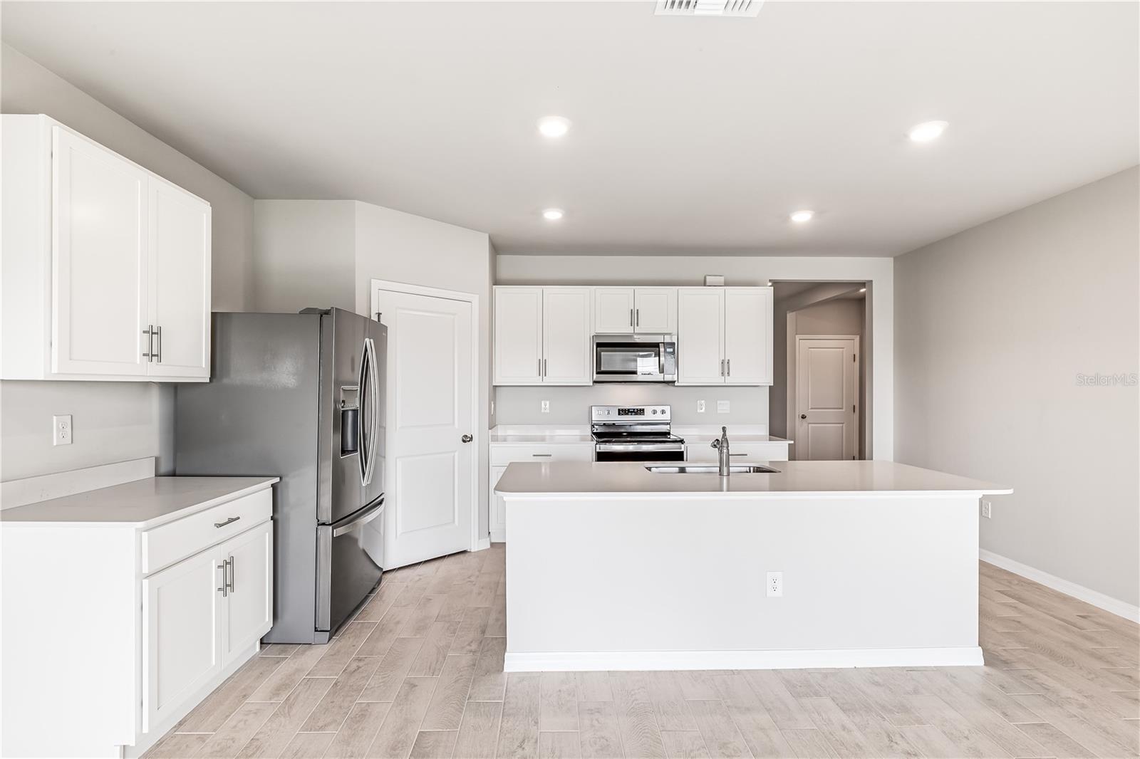 Image 7 of 21 For 9501 Turtle Grass Circle