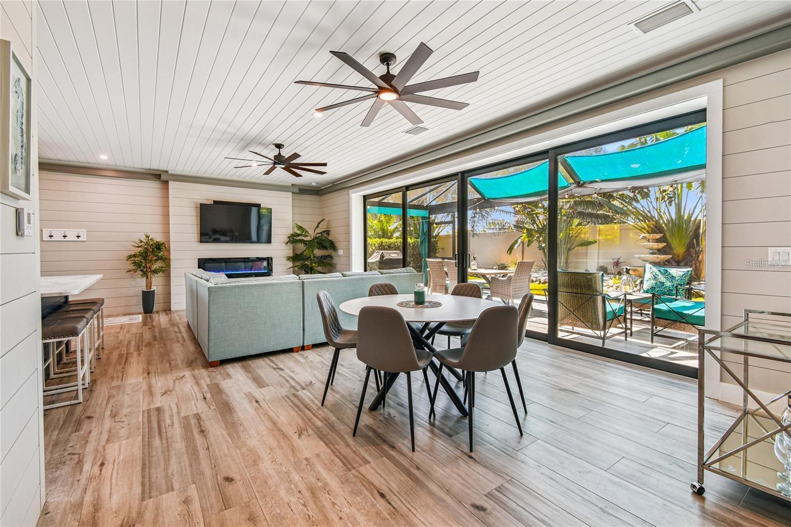 Image 11 of 63 For 8588 Sand Crane Circle