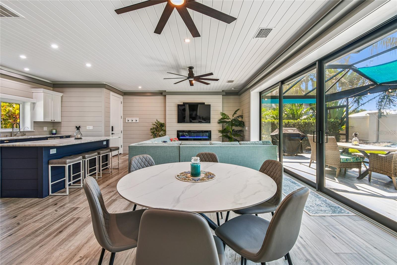 Image 14 of 63 For 8588 Sand Crane Circle