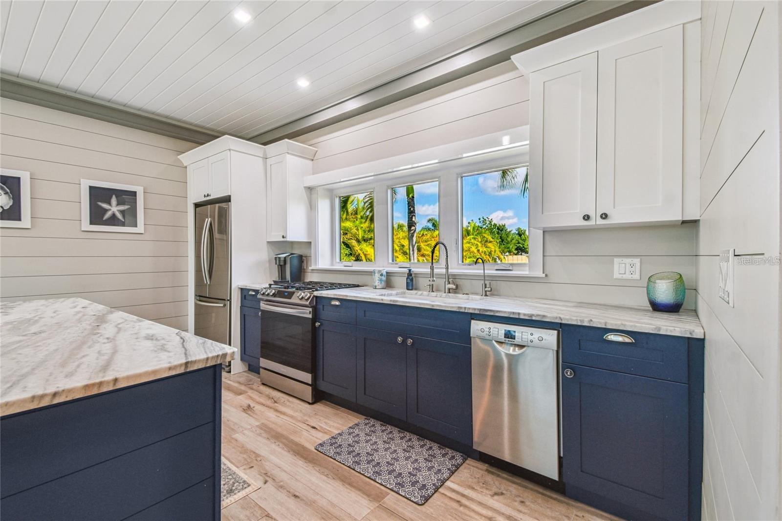 Image 19 of 63 For 8588 Sand Crane Circle