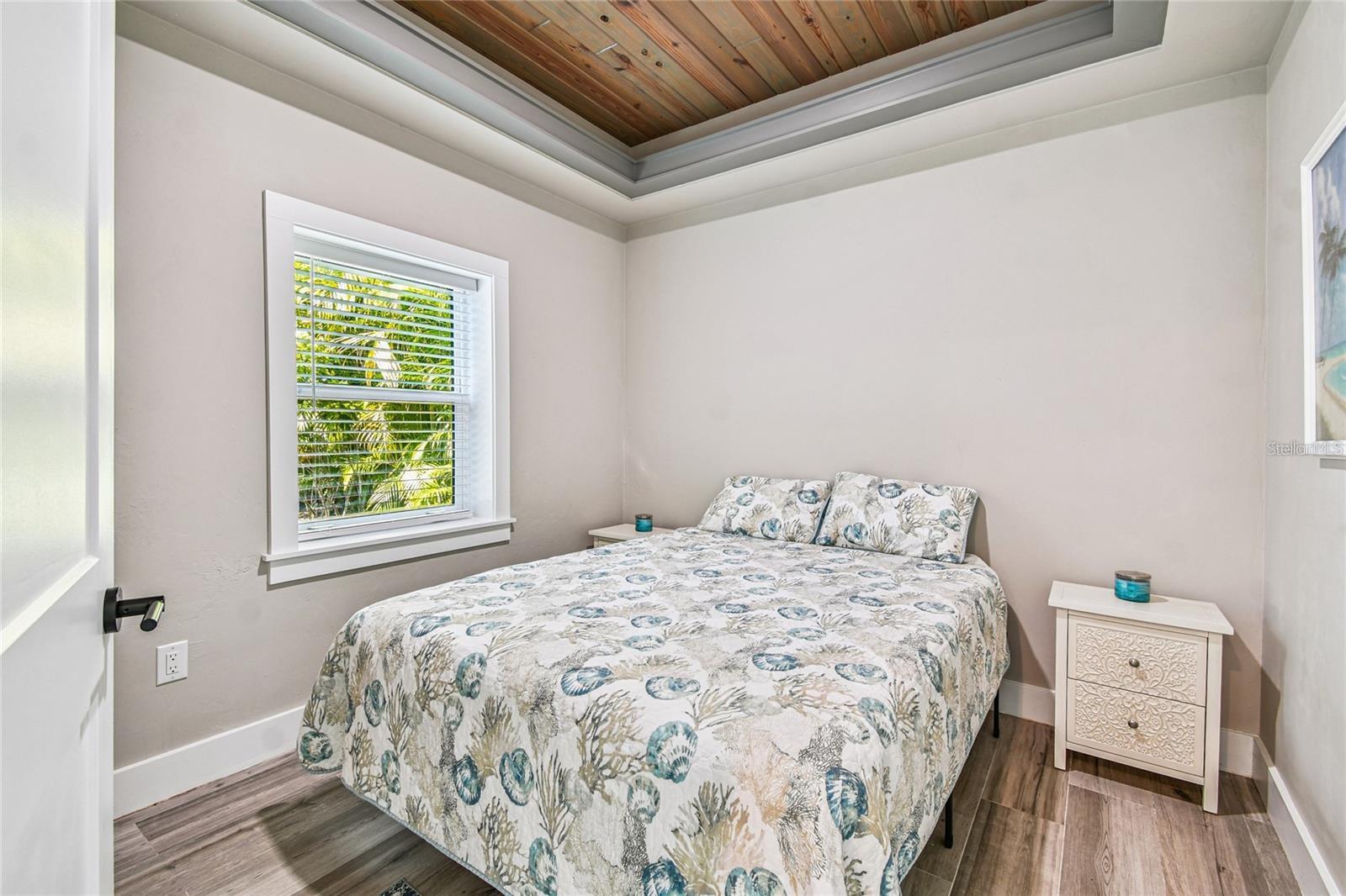 Image 21 of 63 For 8588 Sand Crane Circle