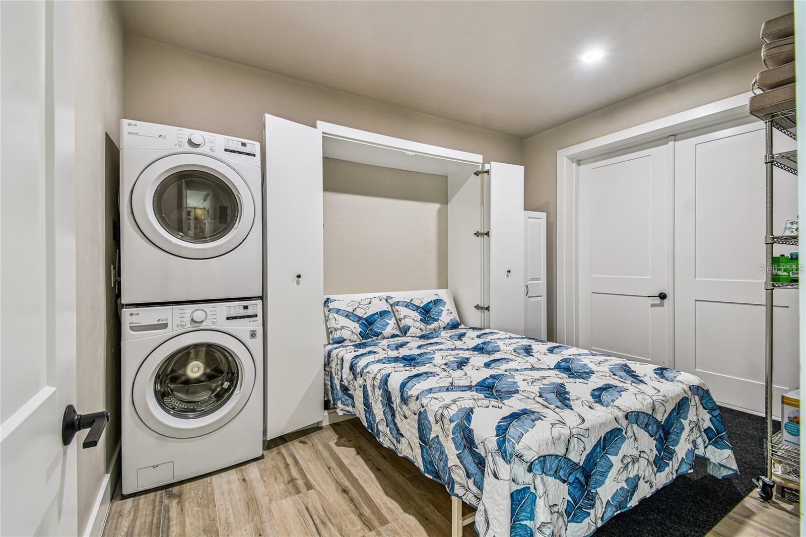 Image 26 of 63 For 8588 Sand Crane Circle