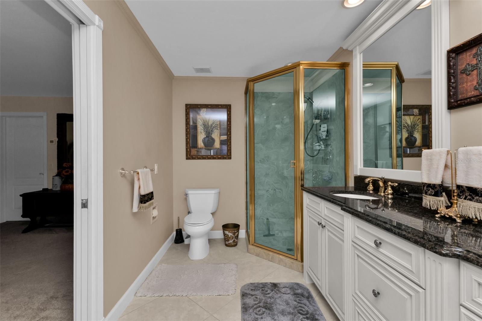 Image 19 of 76 For 24581 Nova Lane